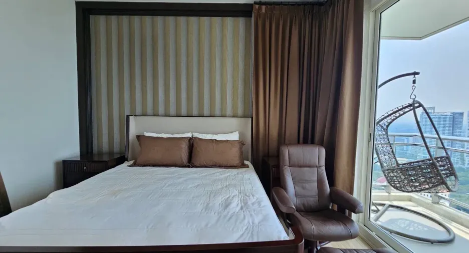 À louer 2 chambres condo à Bang Lamung, Chonburi