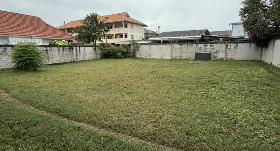Haus zur Miete mit 2 Zimmer in Bang Lamung, Chonburi