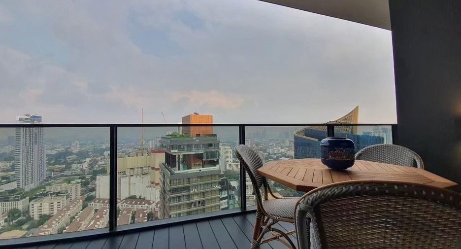 For sale and for rent 3 bedrooms condo in Watthana, Bangkok