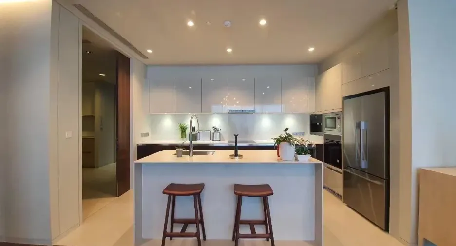 For sale and for rent 3 bedrooms condo in Watthana, Bangkok