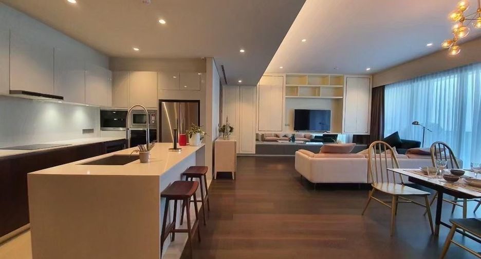 For sale and for rent 3 bedrooms condo in Watthana, Bangkok