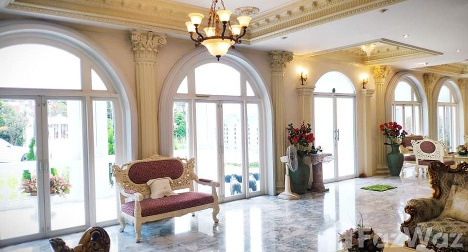 À vendre et à louer 4 chambres villa à Prawet, Bangkok