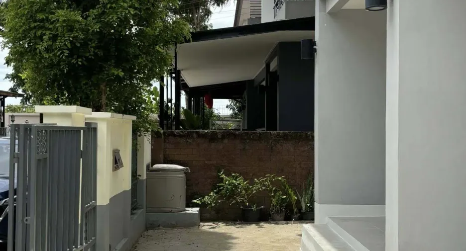 Haus zur Miete mit 3 Zimmer in Mueang Chachoengsao, Chachoengsao