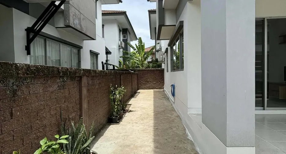 Haus zur Miete mit 3 Zimmer in Mueang Chachoengsao, Chachoengsao