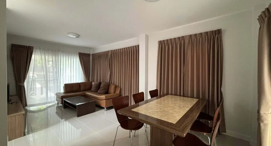 Haus zur Miete mit 3 Zimmer in Mueang Chachoengsao, Chachoengsao