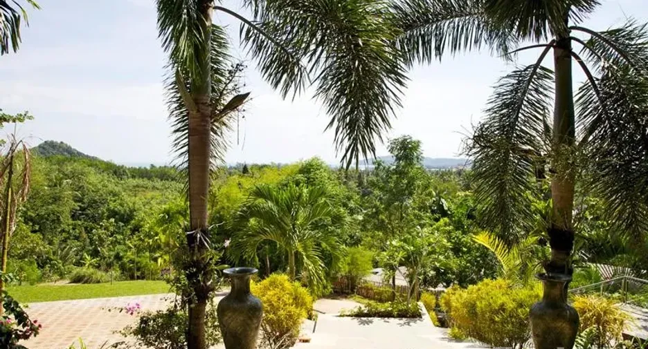 出售 5 卧室 别墅 在 Mueang Krabi, Krabi