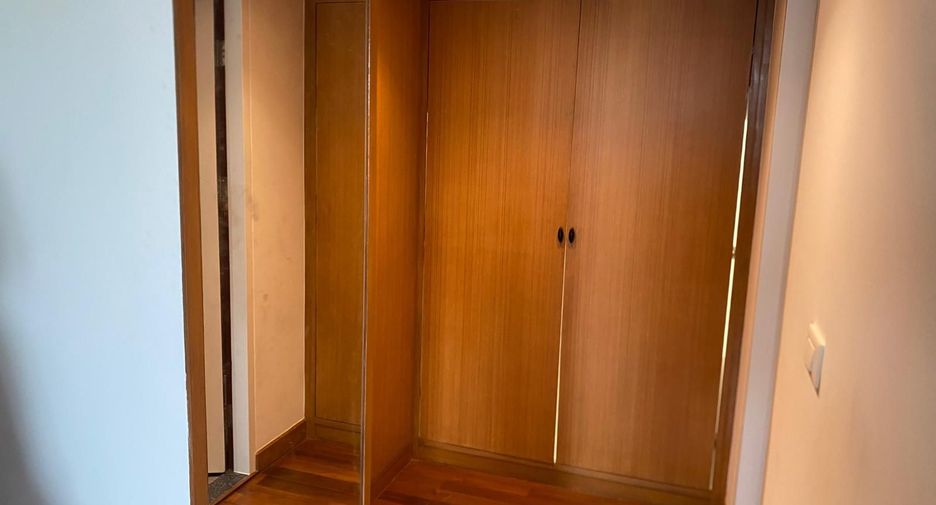 For sale and for rent 1 bed condo in Khlong Toei, Bangkok