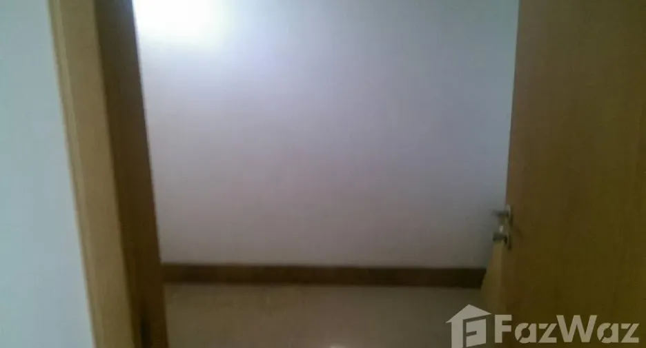 For sale 3 bedrooms condo in Watthana, Bangkok