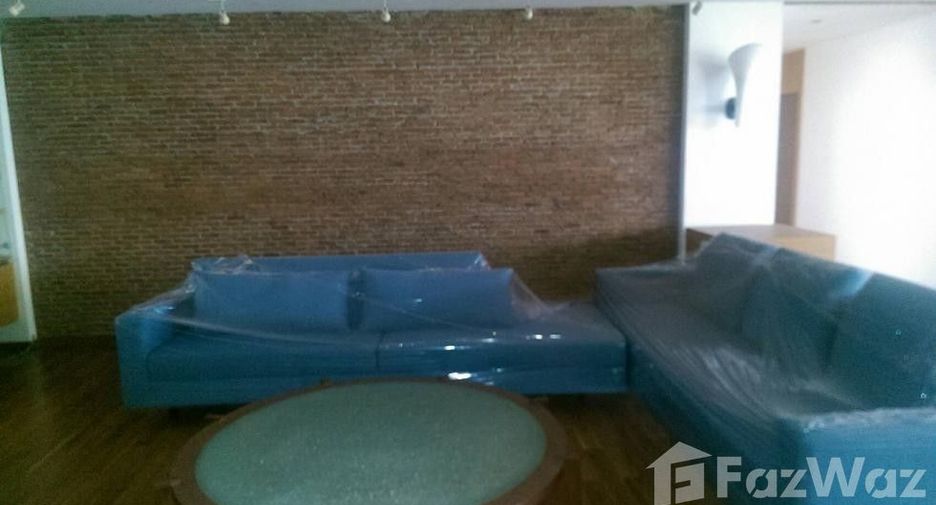 For sale 3 bedrooms condo in Watthana, Bangkok