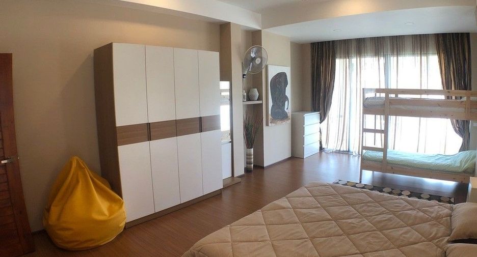 Villa en alquiler de 3 habitaciones en Mueang Phuket, Phuket