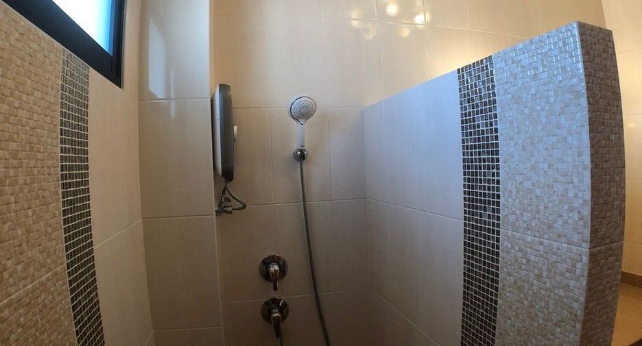 Villa en alquiler de 3 habitaciones en Mueang Phuket, Phuket