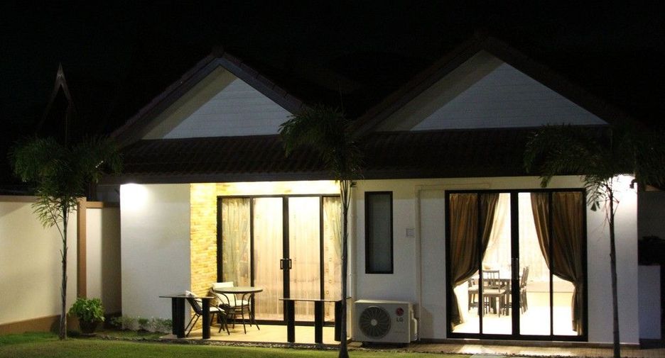 Villa en alquiler de 3 habitaciones en Mueang Phuket, Phuket