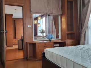 For sale 1 Beds condo in Thon Buri, Bangkok