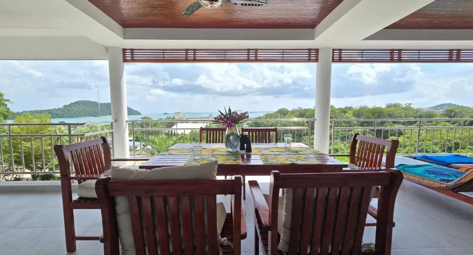 For rent 3 bedrooms condo in Mueang Phuket, Phuket