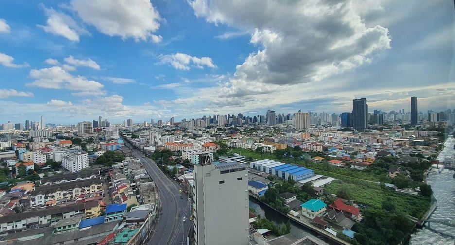 For sale and for rent 2 bedrooms condo in Watthana, Bangkok