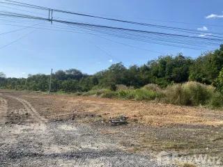 出售 土地 在 Pluak Daeng, Rayong