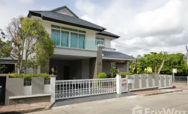 For sale そして for rent 5 ベッドルーム house in Bang Lamung, Chonburi