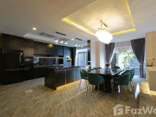 For sale and for rent 5 bedrooms house in Bang Lamung, Chonburi