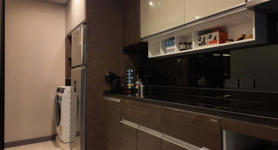 Продажа и аренда 2 спальни кондо в Кхлонг Сан, Бангкок