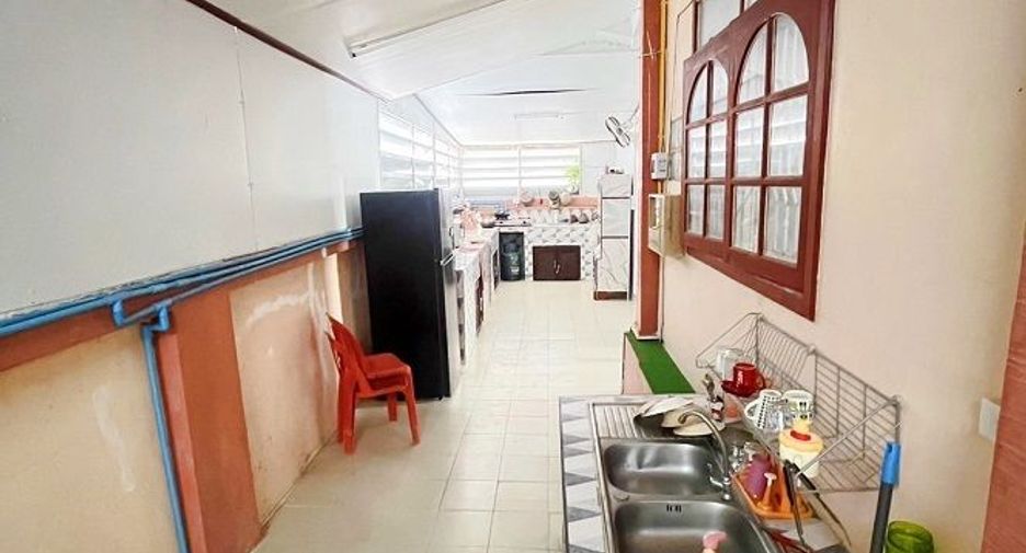 For sale 3 bedrooms house in Chatturat, Chaiyaphum