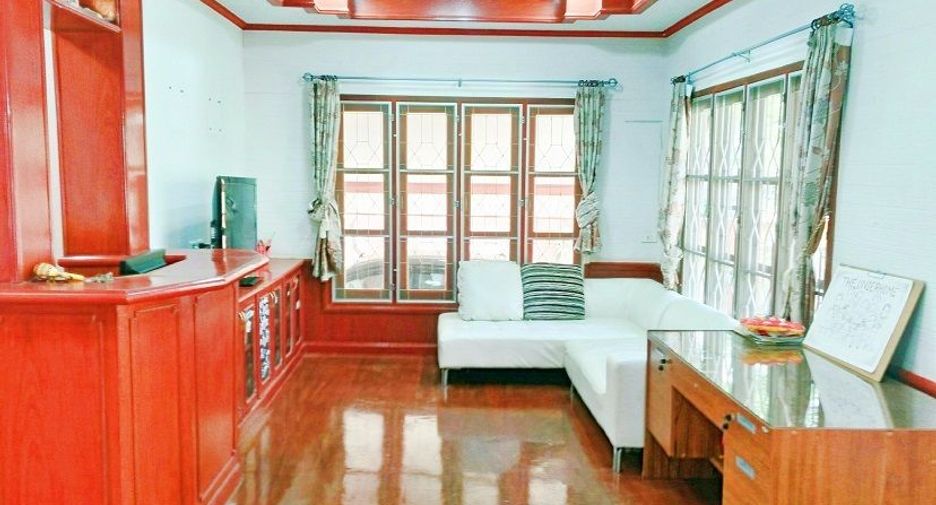 For sale 3 bedrooms house in Chatturat, Chaiyaphum