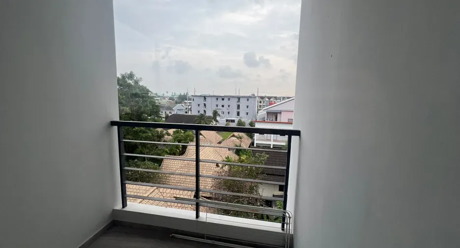 For rent 2 bedrooms condo in Mueang Phuket, Phuket