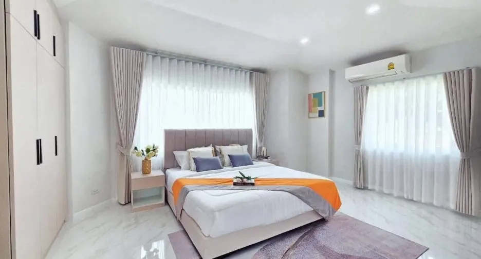 À vendre 4 chambres villa à Bang Lamung, Chonburi