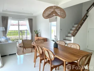Casa en alquiler de 4 habitaciones en Thalang, Phuket