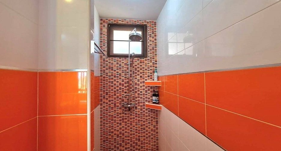 Продажа 4 спальни вилла в Банг Ламунг, Чонбури