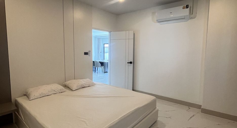 For rent 5 ベッドルーム villa in Bang Lamung, Chonburi