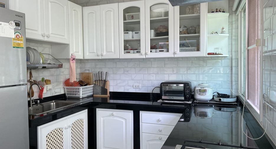 Casa en venta de 3 habitaciones en Phra Pradaeng, Samut Prakan