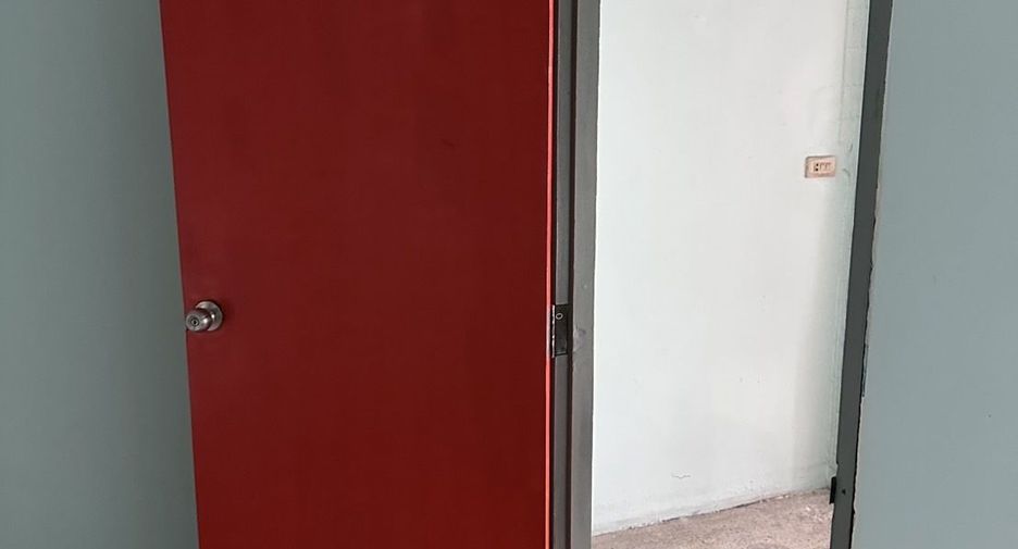 For rent 2 bedrooms retail Space in Bang Lamung, Chonburi