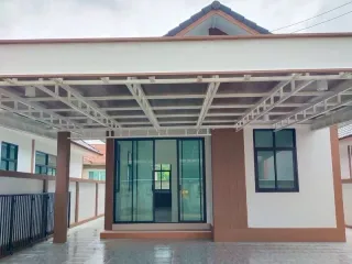 Продажа 2 спальни дом в Саттахип, Паттайя