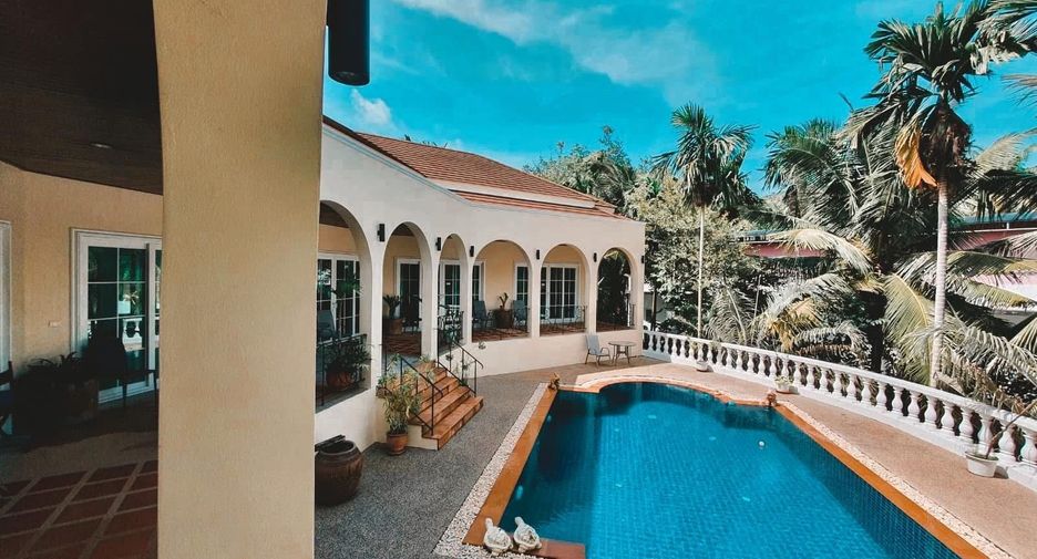 Villa zum Kauf mit 6 Zimmer in Mueang Phuket, Phuket