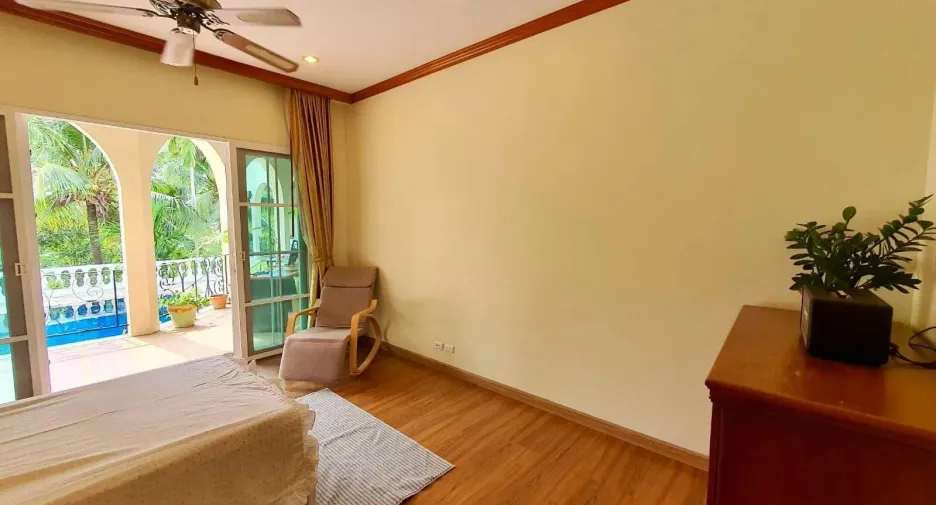 ขาย 6 ห้องนอน วิลล่า ใน เมืองภูเก็ต, ภูเก็ต