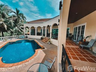 For sale 6 bedrooms villa in Mueang Phuket, Phuket