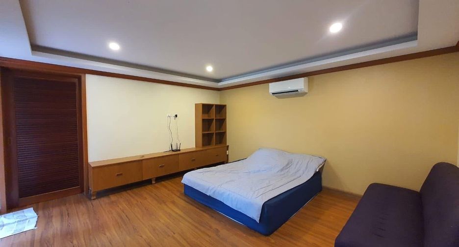 Villa zum Kauf mit 6 Zimmer in Mueang Phuket, Phuket