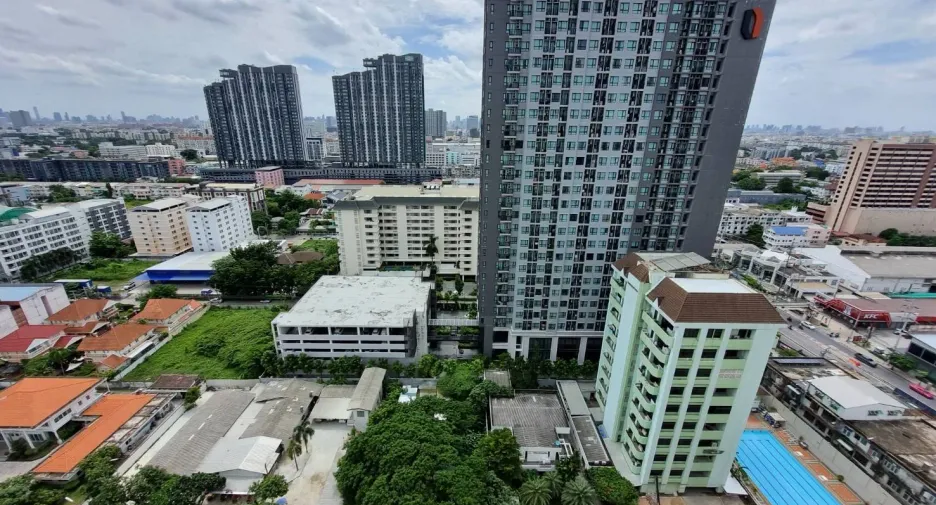 For sale studio condo in Bang Kapi, Bangkok