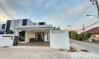 For rent 2 bedrooms villa in Mueang Phuket, Phuket