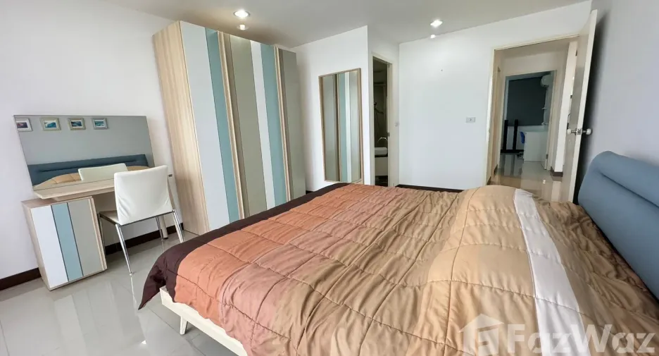 For sale and for rent 2 bedrooms condo in Si Racha, Chonburi
