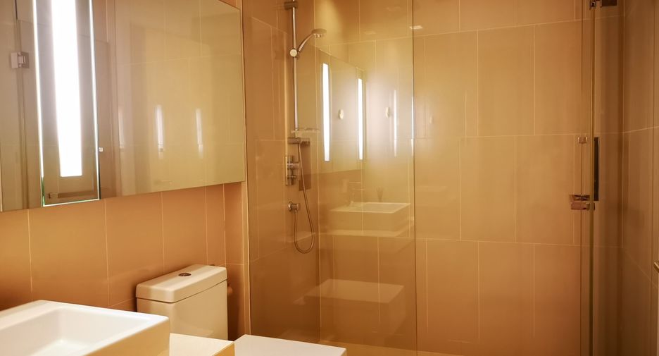 Condo en venta y en alquiler de 2 habitaciones en Khlong Toei, Bangkok