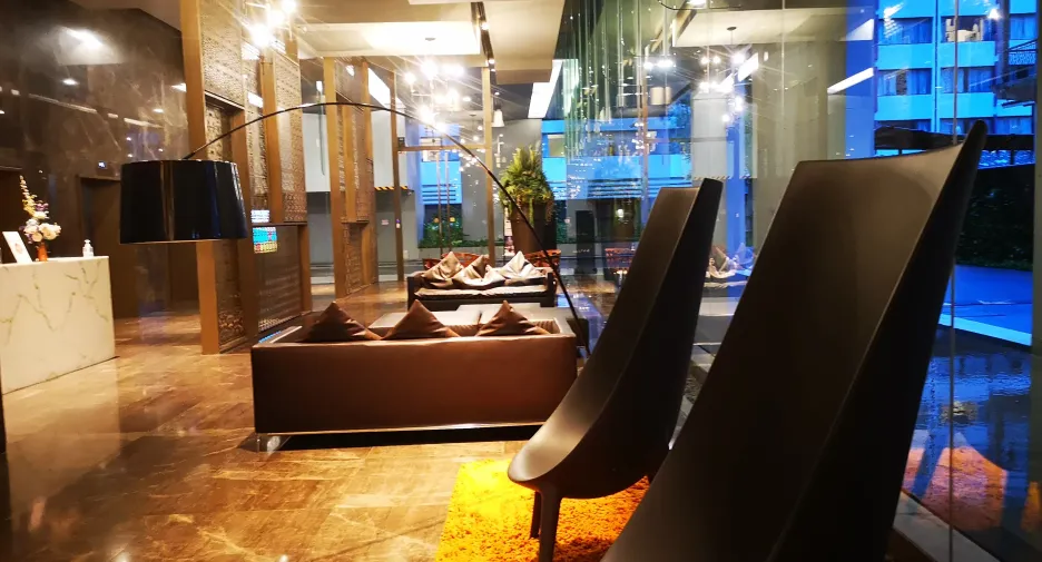 Condo en venta y en alquiler de 2 habitaciones en Khlong Toei, Bangkok