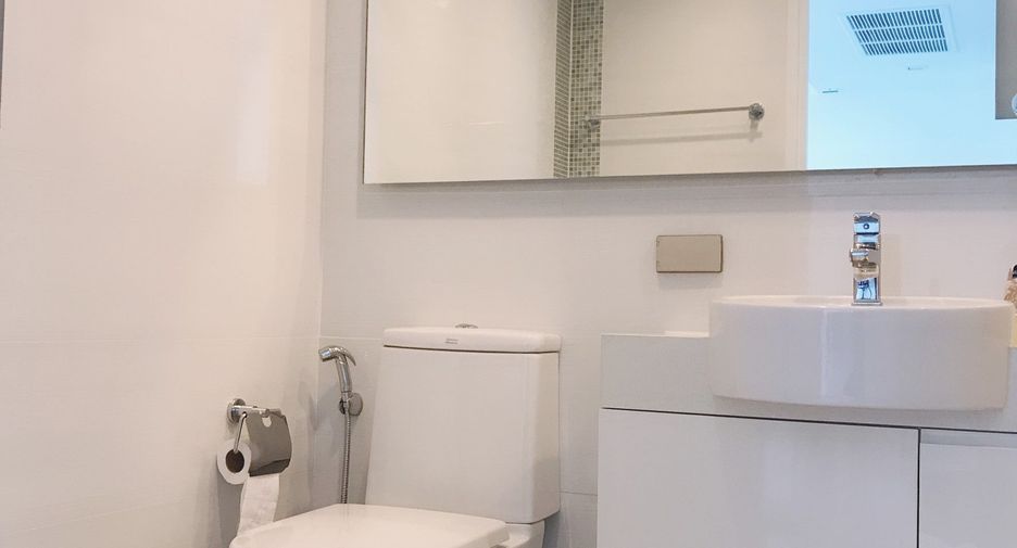 For sale 2 bedrooms condo in Sathon, Bangkok