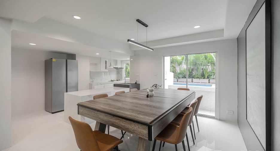 Reihenhaus zum Kauf und zur Miete mit 6 Zimmer in Chatuchak, Bangkok