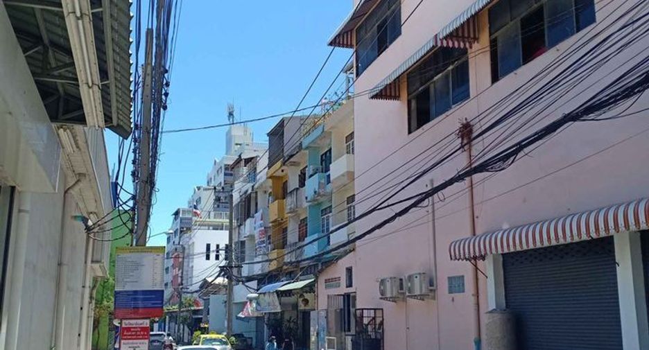 Gewerbefläche zum Kauf und zur Miete mit 4 Zimmer in Mueang Nonthaburi, Nonthaburi