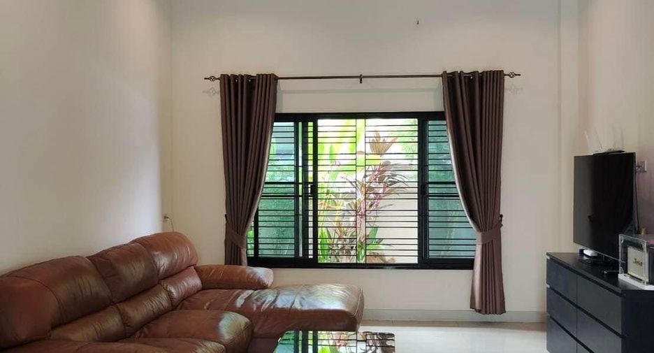 For sale and for rent 3 bedrooms house in Sattahip, Chonburi