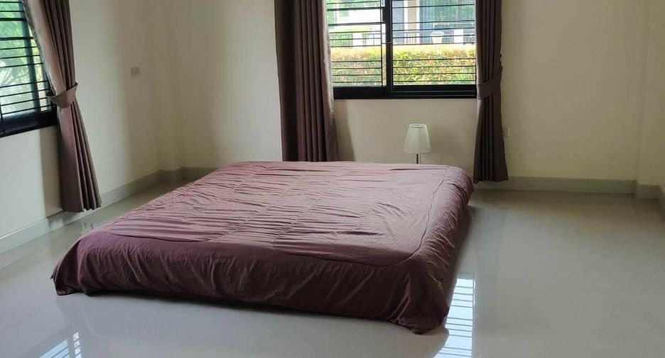 Haus zum Kauf und zur Miete mit 3 Zimmer in Sattahip, Chonburi