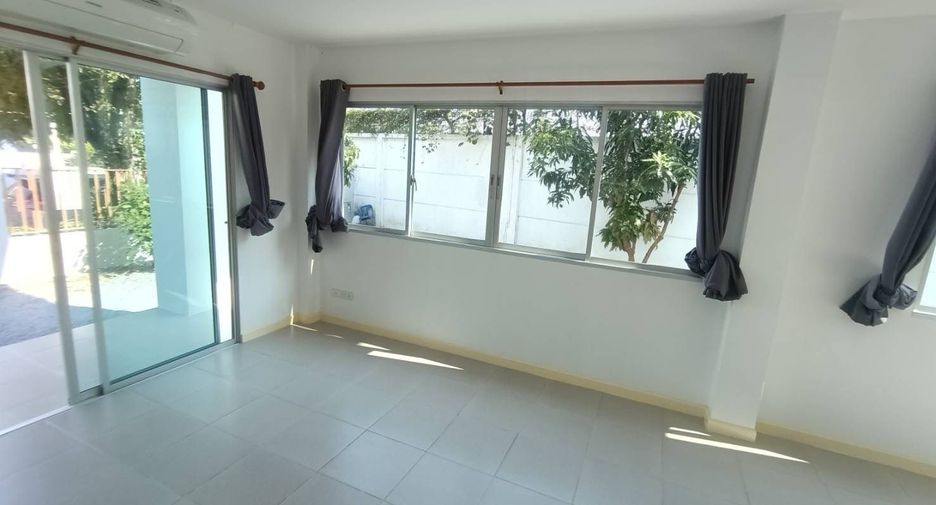 For sale 3 bedrooms house in Bang Phli, Samut Prakan