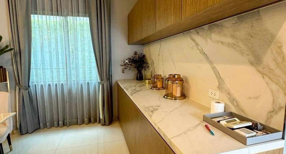 For sale and for rent 3 bedrooms house in Bueng Kum, Bangkok