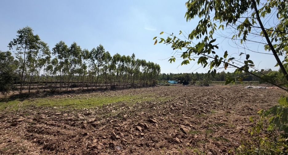 For sale land in Si Maha Phot, Prachin Buri